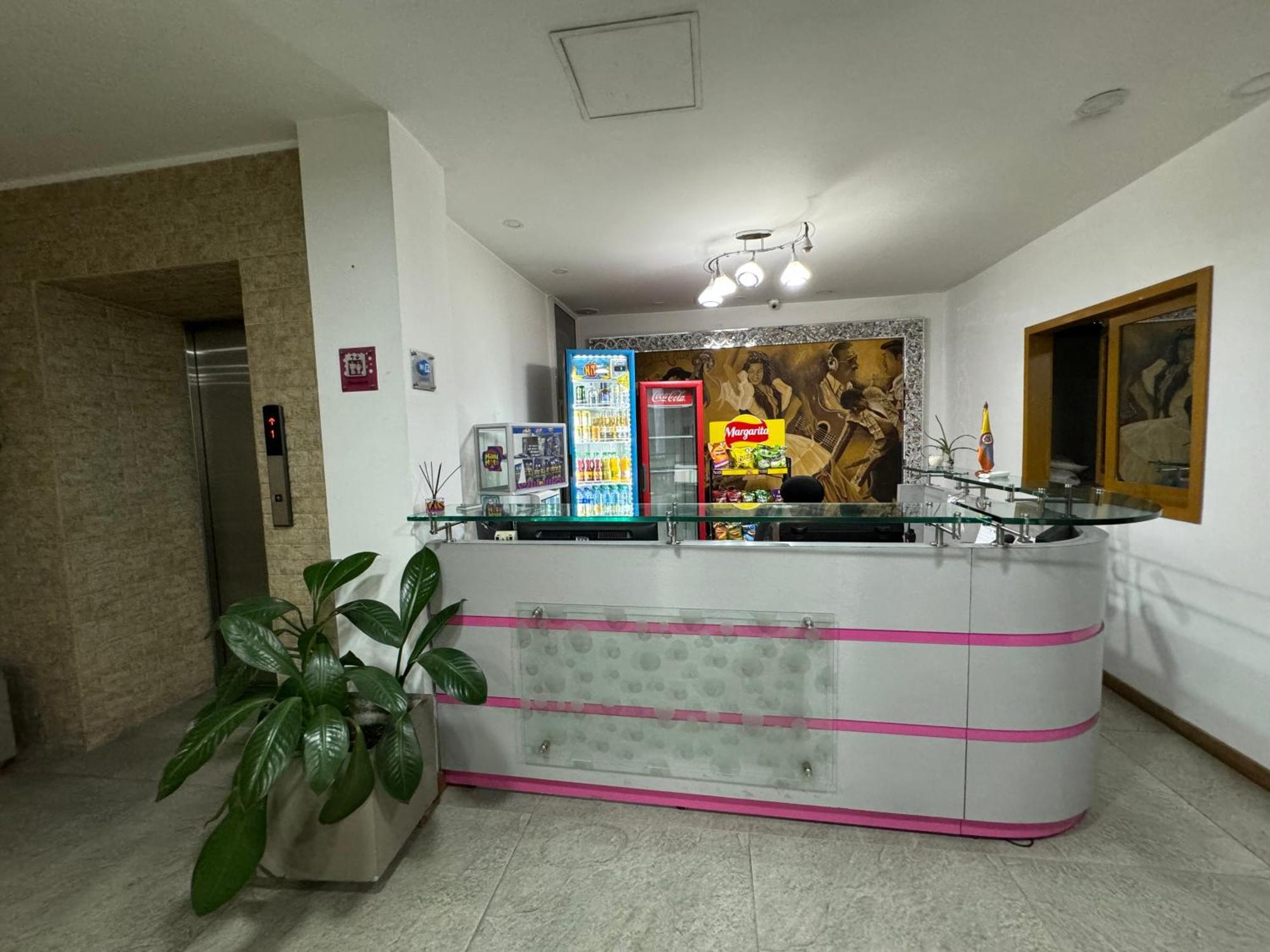 Hotel San Antonio Plaza Cali Exteriör bild